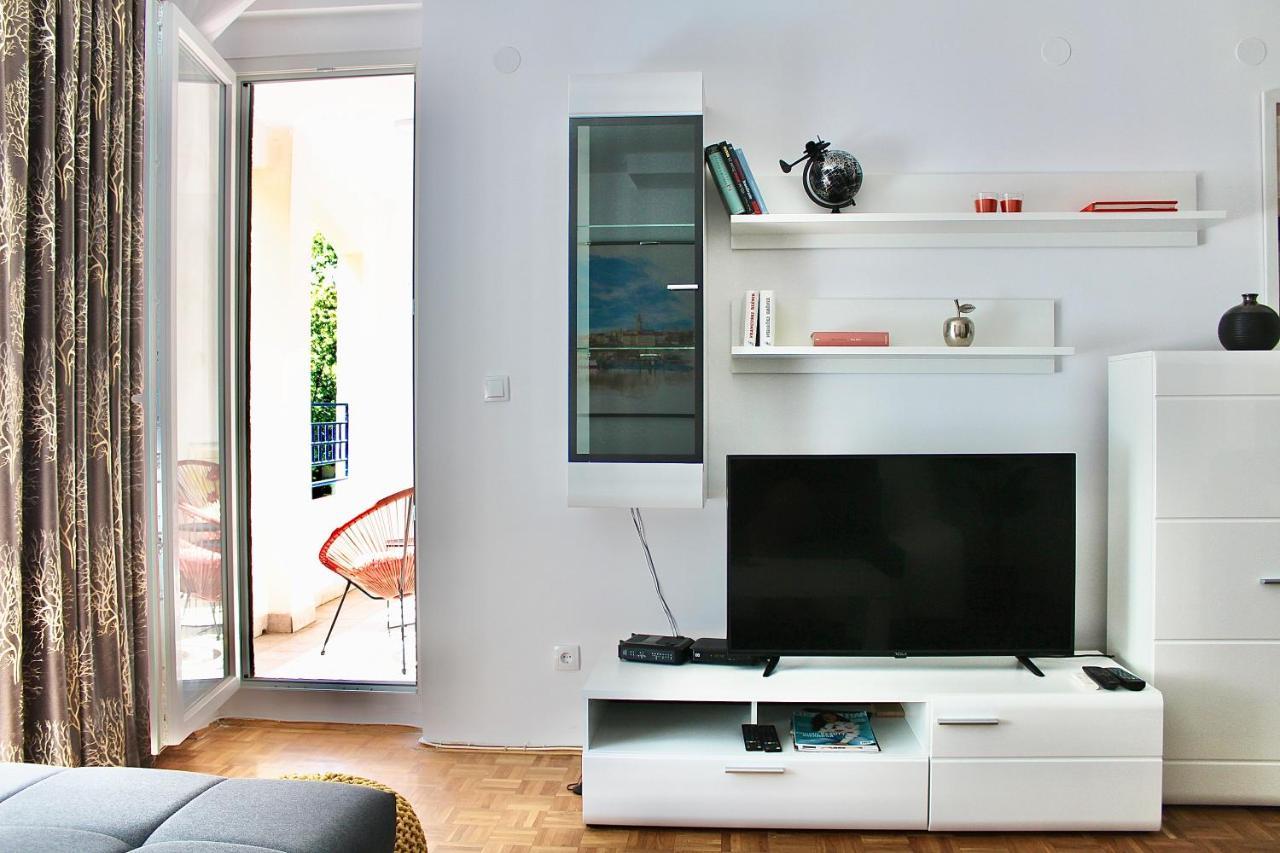 Ramonda - New Belgrade Apartment ภายนอก รูปภาพ