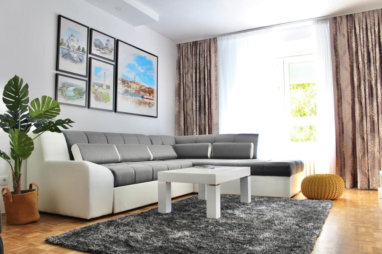 Ramonda - New Belgrade Apartment ภายนอก รูปภาพ