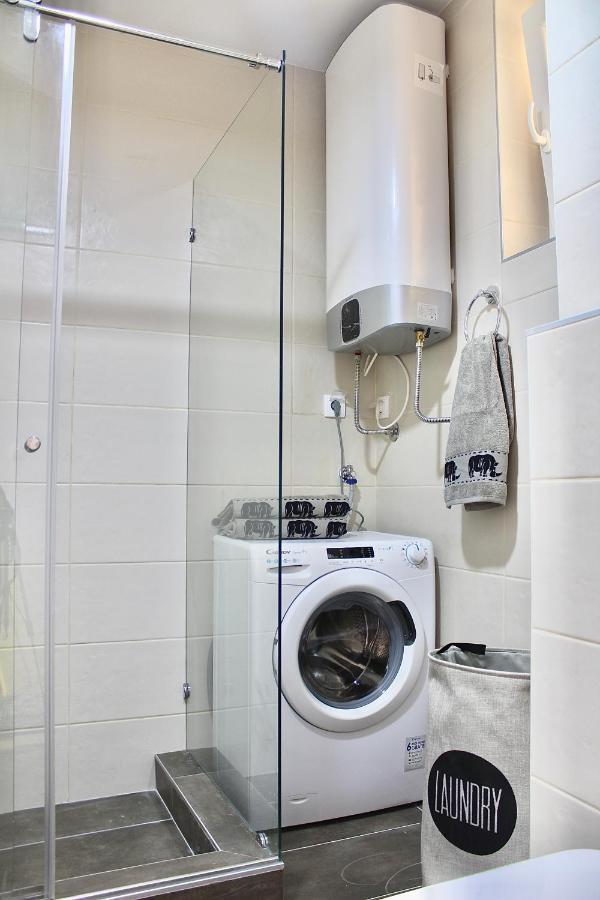 Ramonda - New Belgrade Apartment ภายนอก รูปภาพ